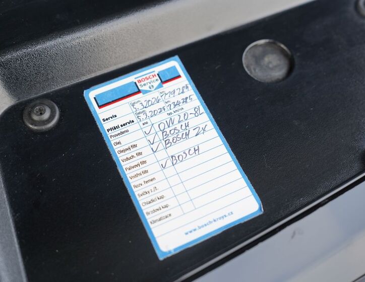 Land Rover Discovery 11