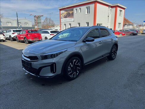 KIA XCeed CUV / Crossover 1,6 l 110 kw