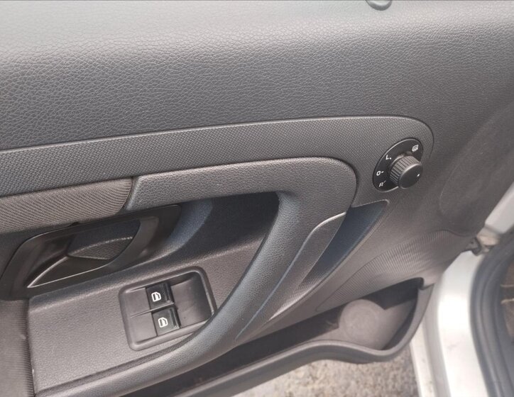 Škoda Roomster MPV 1,2 l 63 kw