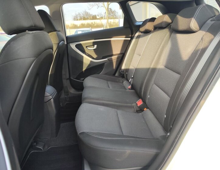 Hyundai i30 Kombi 1,6 l 81 kw