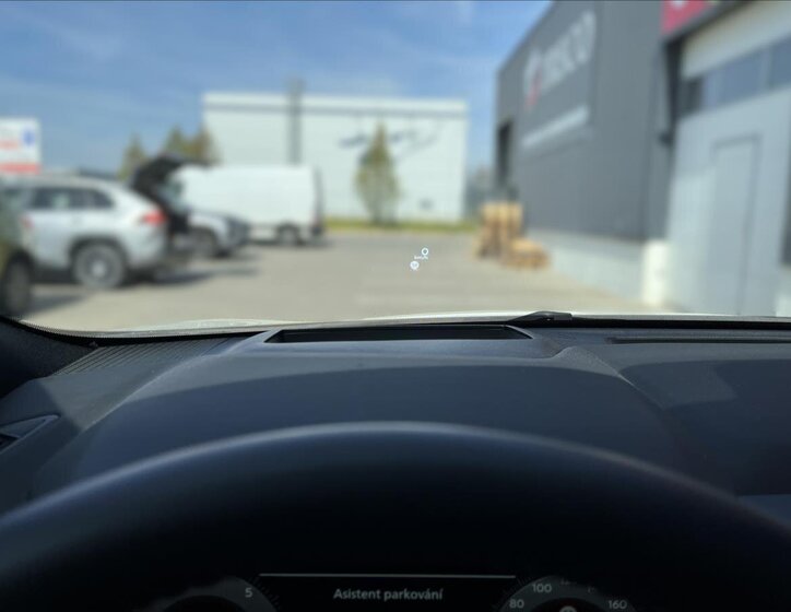 Nissan Qashqai SUV / Terénní 1,3 l 116 kw