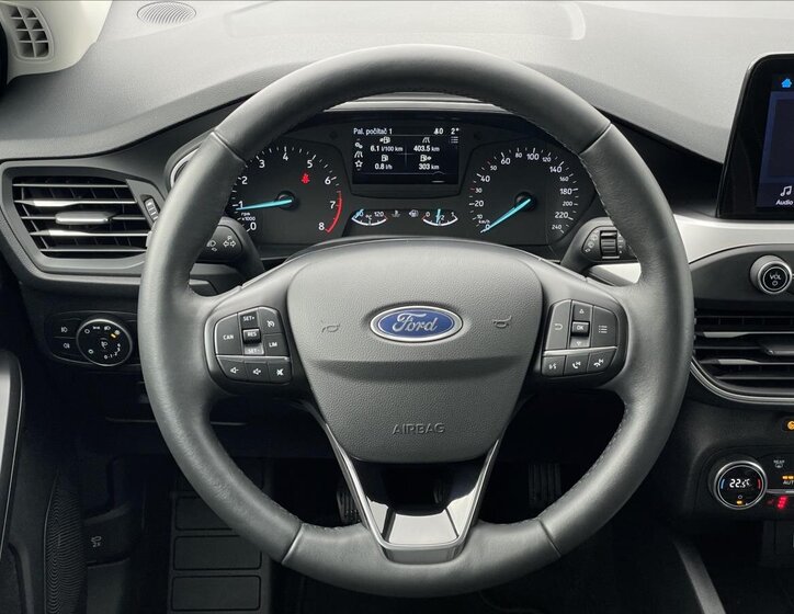 Ford Focus Kombi 999,0 92 kw