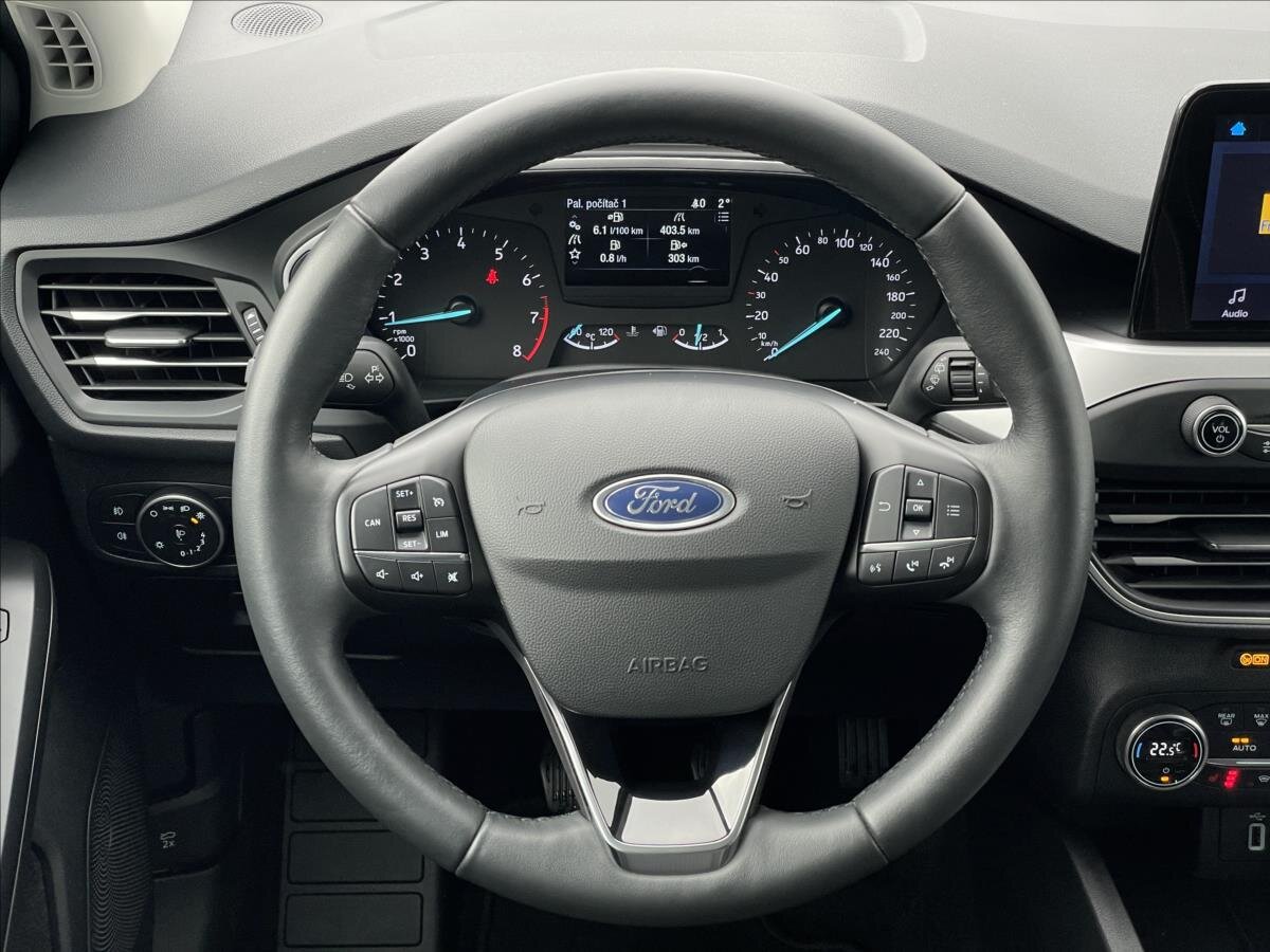 Ford Focus Kombi 999,0 92 kw