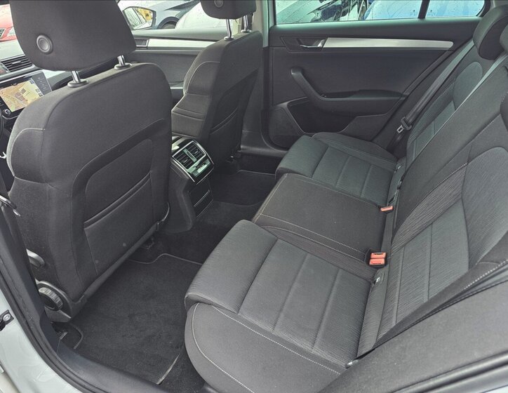 Škoda Superb Kombi 2,0 l 140 kw