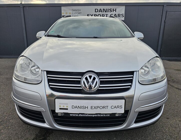 Volkswagen Golf Kombi 2,0 l 77 kw