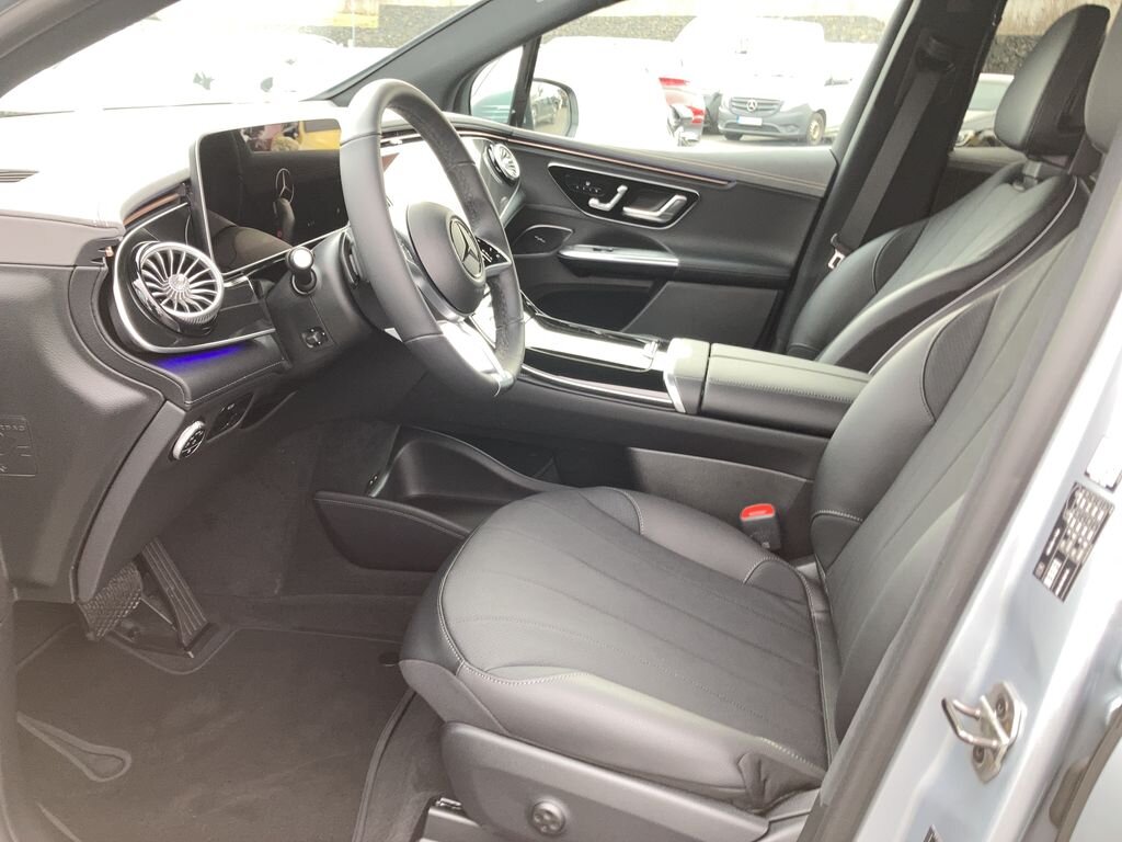 Mercedes-Benz EQE SUV / Terénní 0,0 215 kw