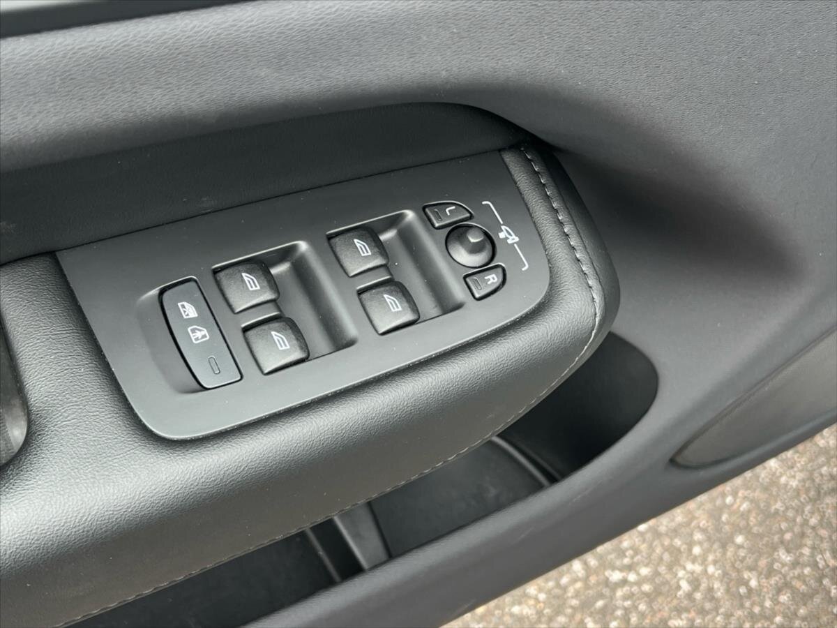 Volvo XC60 SUV 2,0 l 145 kw