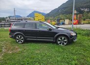Volvo XC70 Kombi 2,4 l 151 kw