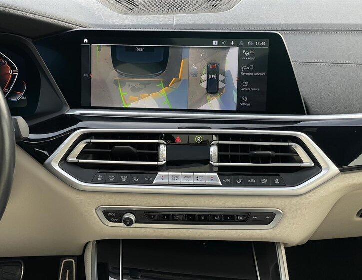 BMW X5 SUV 3,0 l 245 kw