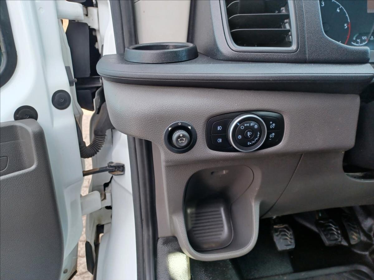 Ford Transit Valník 2,0 l 125 kw