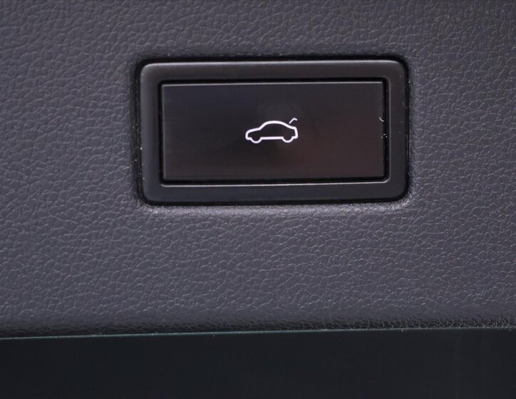 Volkswagen Tiguan SUV / Terénní 1,5 l 96 kw