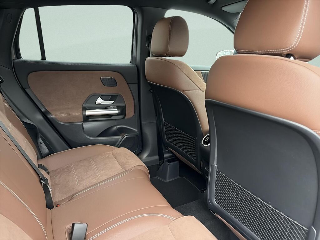 Mercedes-Benz GLA SUV / Terénní 2,0 l 110 kw