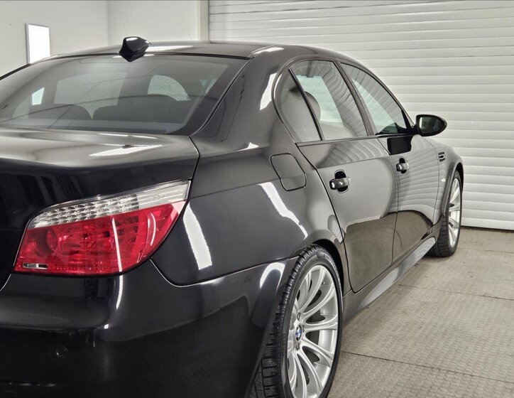 BMW M5 38