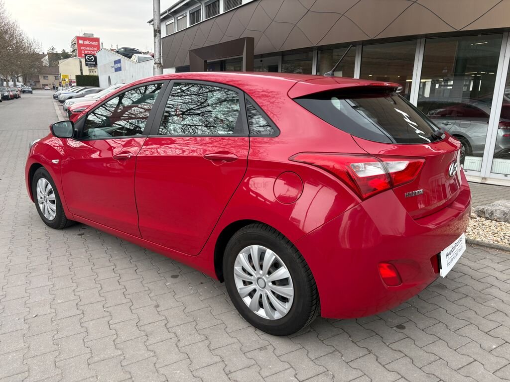 Hyundai i30 Hatchback 1,4 l 73 kw