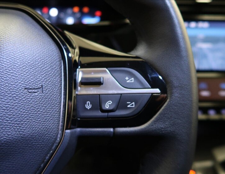 Peugeot 308 Kombi 1,2 l 96 kw