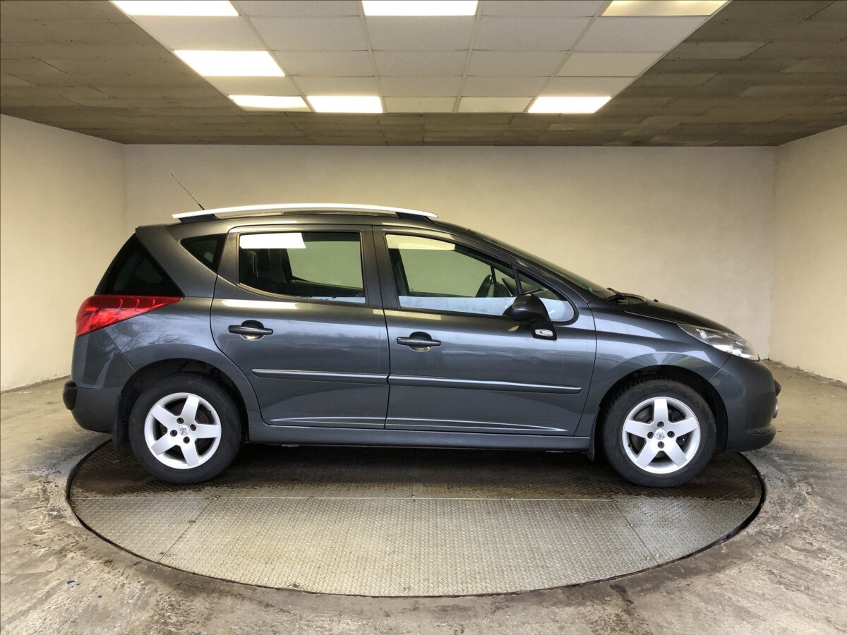 Peugeot 207 Kombi 1,4 l 70 kw