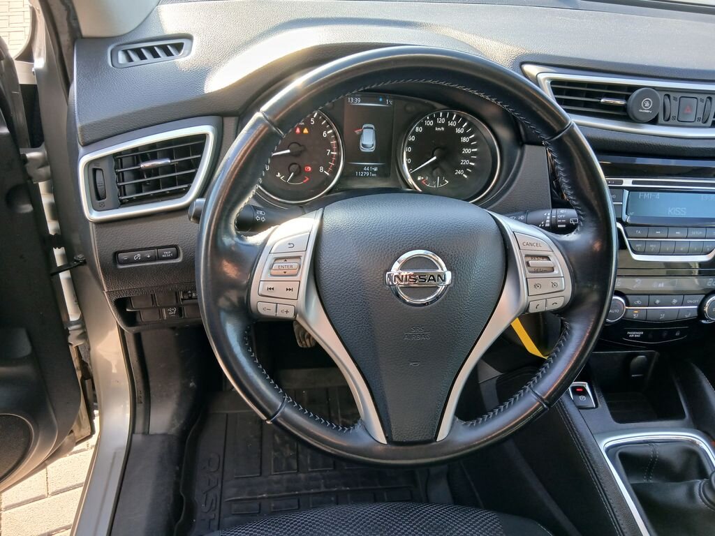 Nissan Qashqai SUV 1,6 l 120 kw