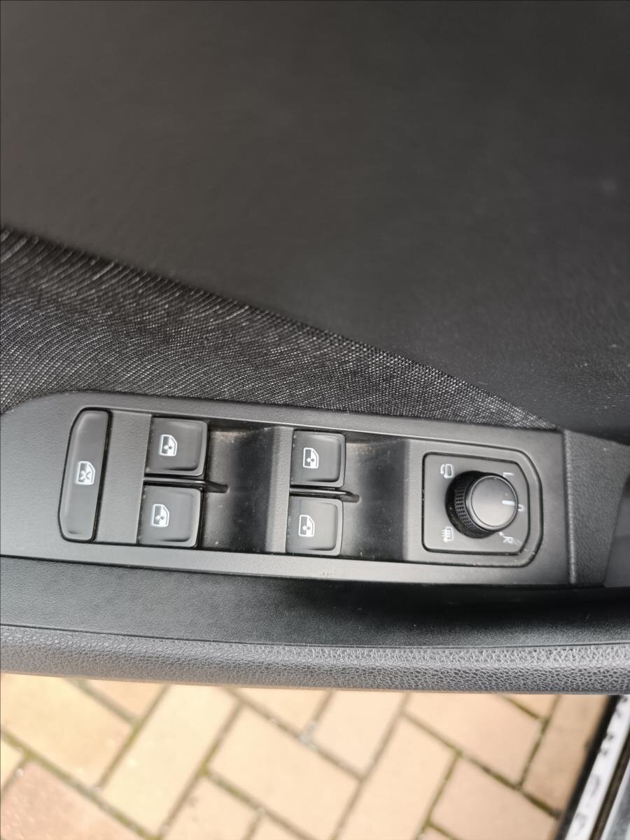 Škoda Scala Hatchback 999,0 81 kw