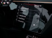 Audi e-tron SUV / Terénní 0,0 300 kw