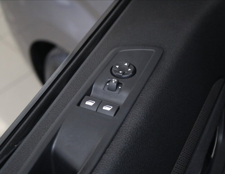 Citroën SpaceTourer MPV 2,0 l 110 kw