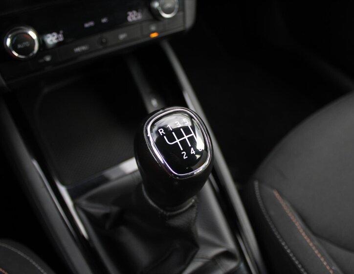 Škoda Scala Hatchback 1,6 l 85 kw