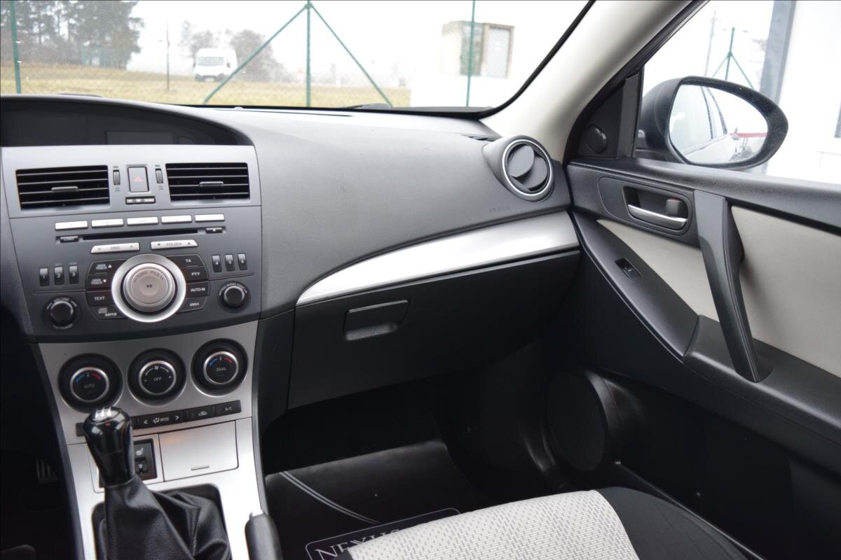 Mazda 3 Hatchback 1,6 l 77 kw