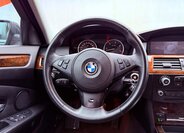 BMW Řada 5 Sedan 3,0 l 145 kw