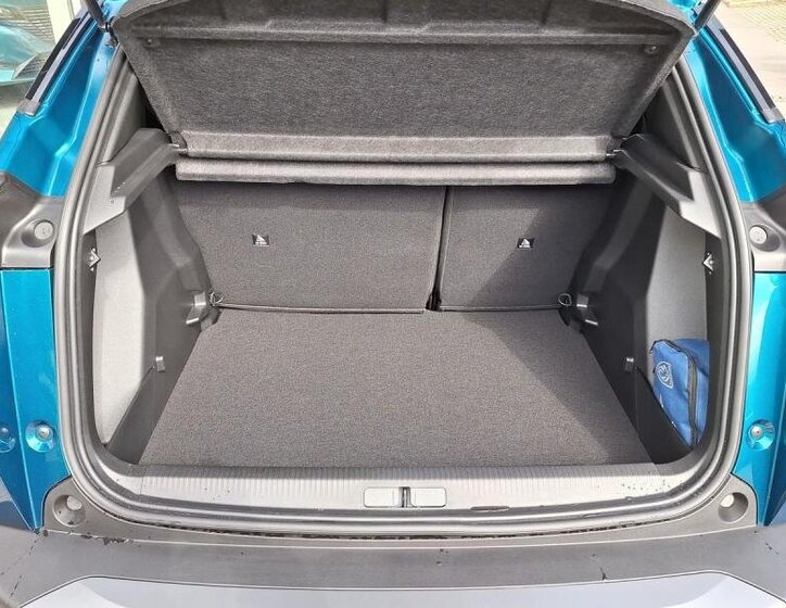 Peugeot 2008 SUV / Terénní 1,2 l 74 kw