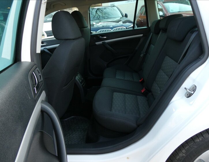 Škoda Octavia Kombi 2,0 l 103 kw