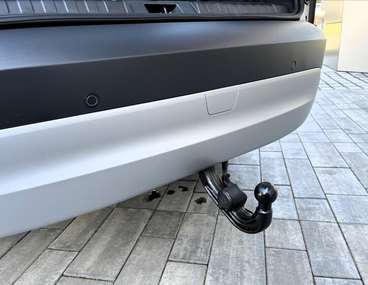 Land Rover Discovery SUV / Terénní 3,0 l 184 kw