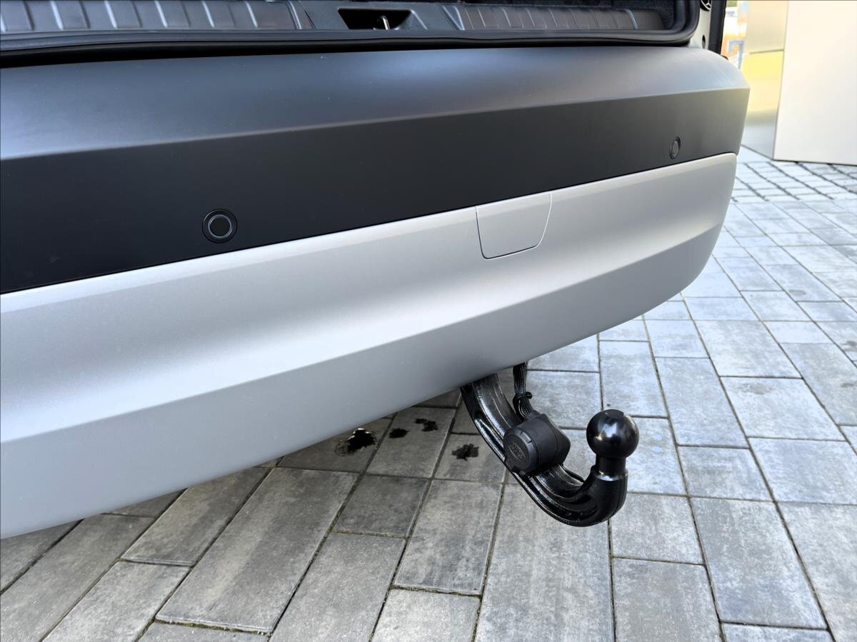 Land Rover Discovery SUV / Terénní 3,0 l 184 kw