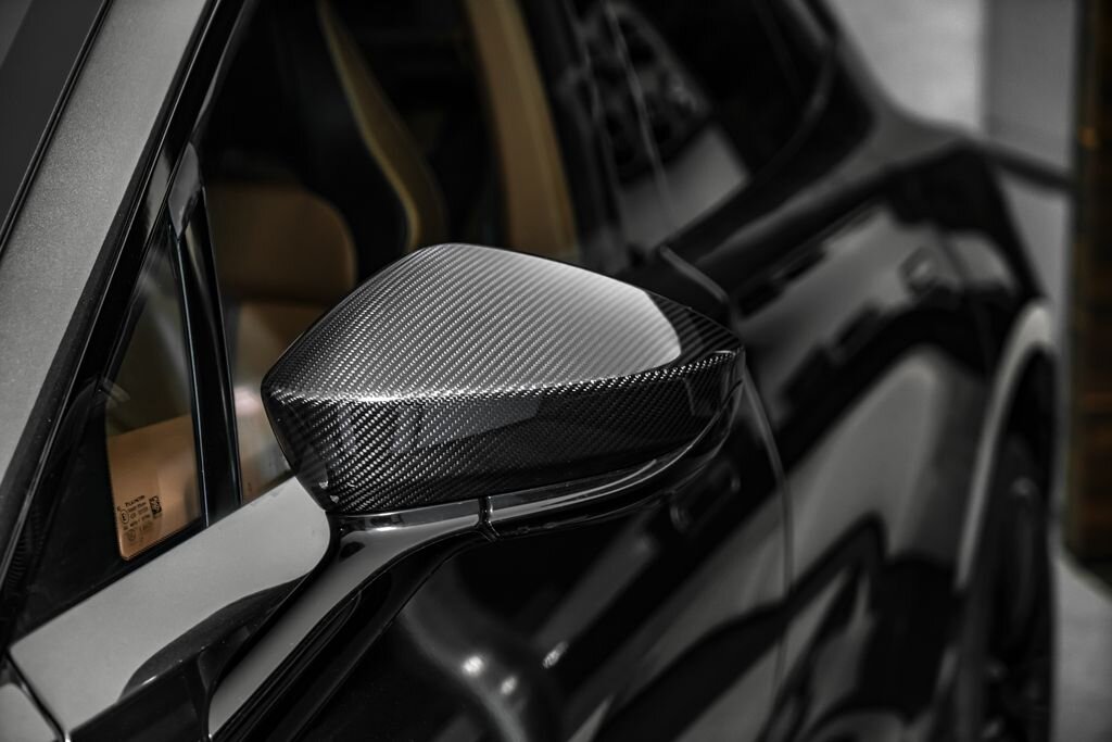 Aston Martin Ostatní SUV 4,0 l 520 kw