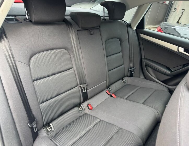 Audi A4 Sedan / Limuzína 1,8 l 88 kw