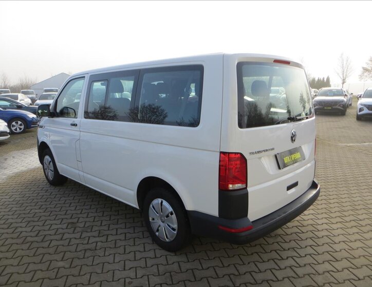 Volkswagen Transporter Kombi 2,0 l 110 kw