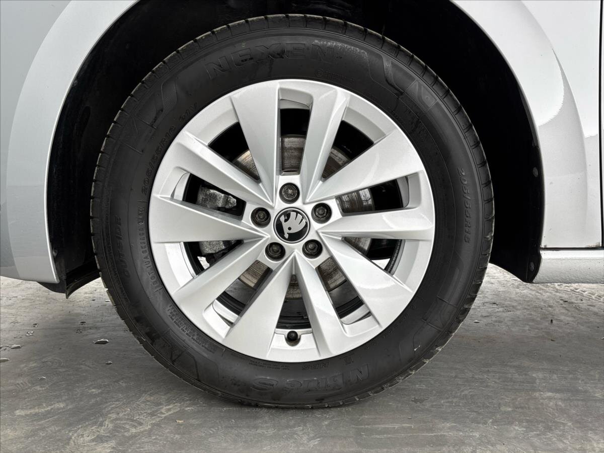 Škoda Scala Hatchback 999,0 85 kw