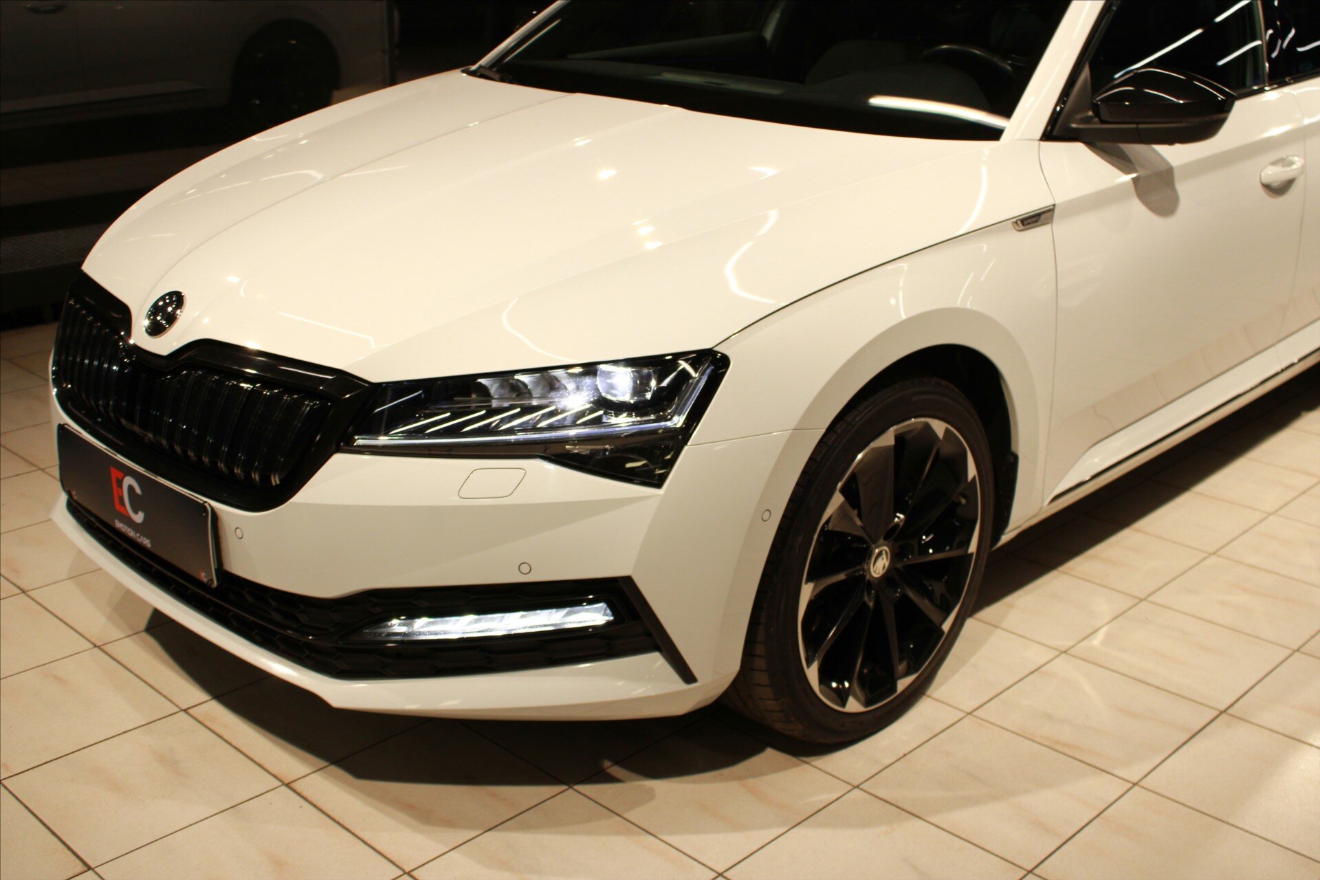 Škoda Superb Liftback 1,4 l 160 kw