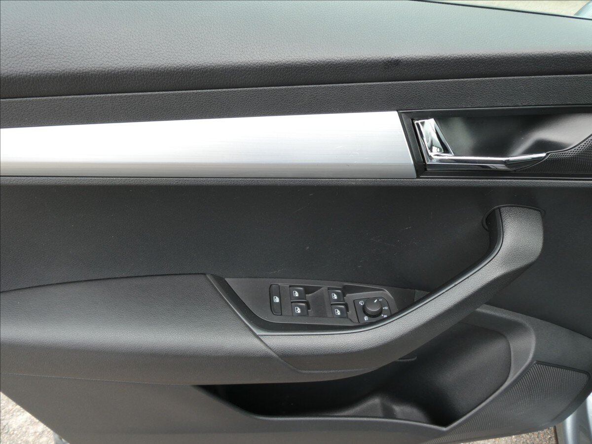 Škoda Karoq SUV / Terénní 2,0 l 110 kw