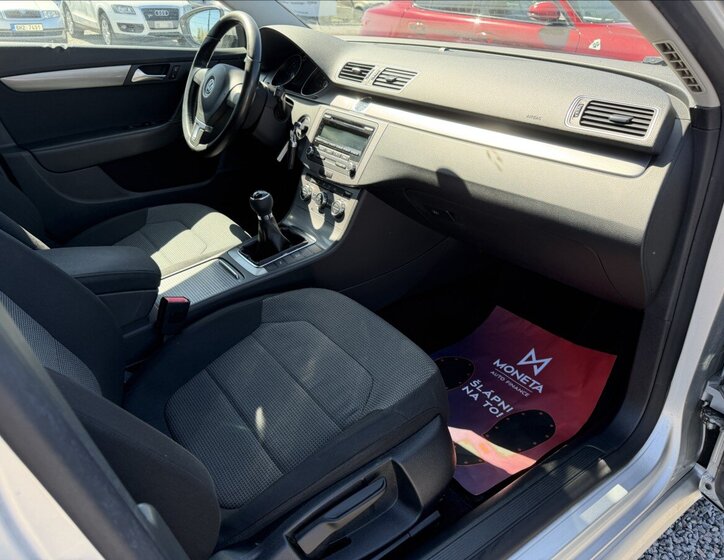 Volkswagen Passat Kombi 2,0 l 103 kw