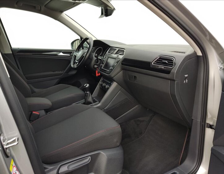 Volkswagen Tiguan 20