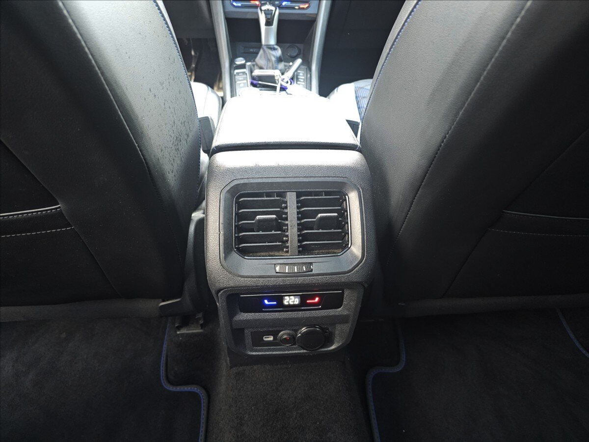 Volkswagen Tiguan Kombi 2,0 l 235 kw