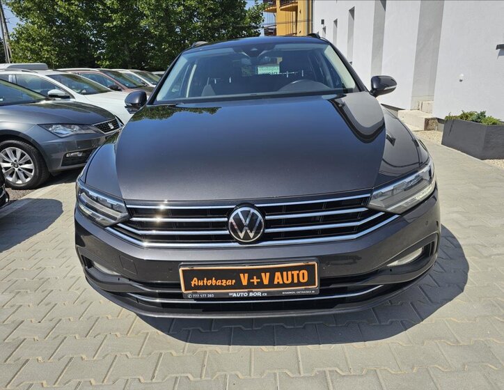 Volkswagen Passat Kombi 2,0 l 110 kw