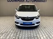 Opel Zafira 4