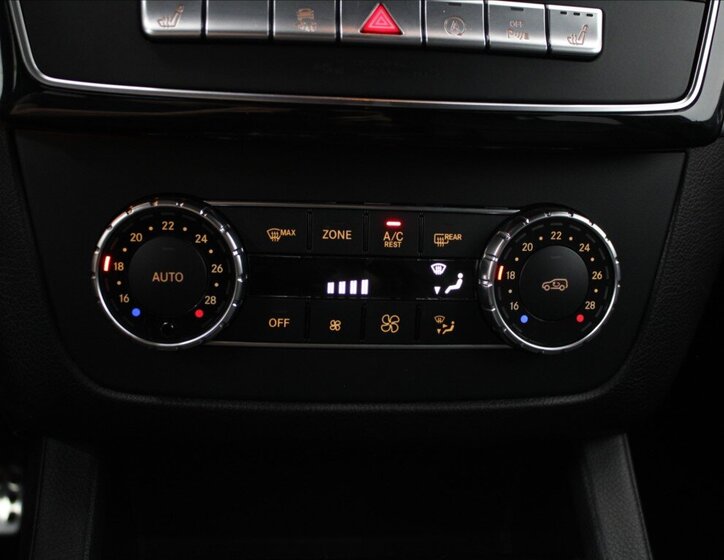 Mercedes-Benz GLE 15