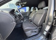 Volkswagen T-Roc SUV / Terénní 2,0 l 140 kw