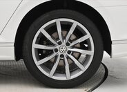 Volkswagen Passat Kombi 1,5 l 110 kw