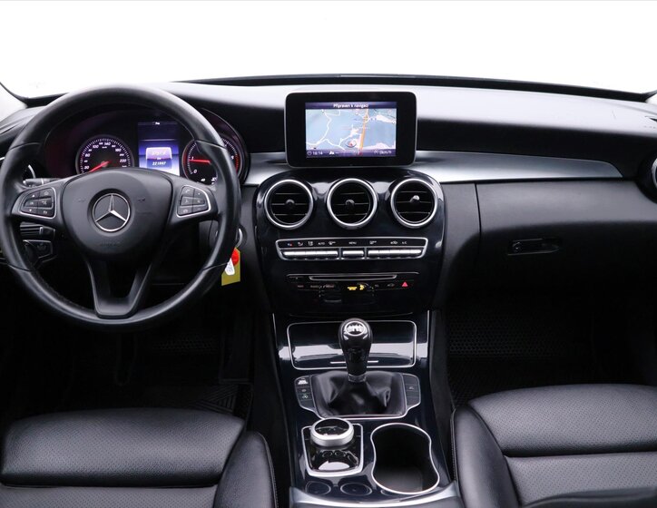 Mercedes-Benz Třídy C 27