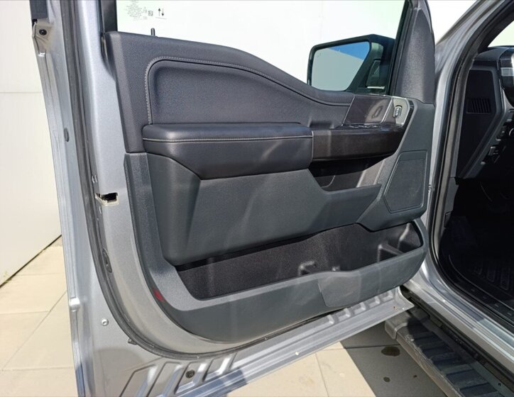 Ford F-150 Pick-up 2,7 l 242 kw