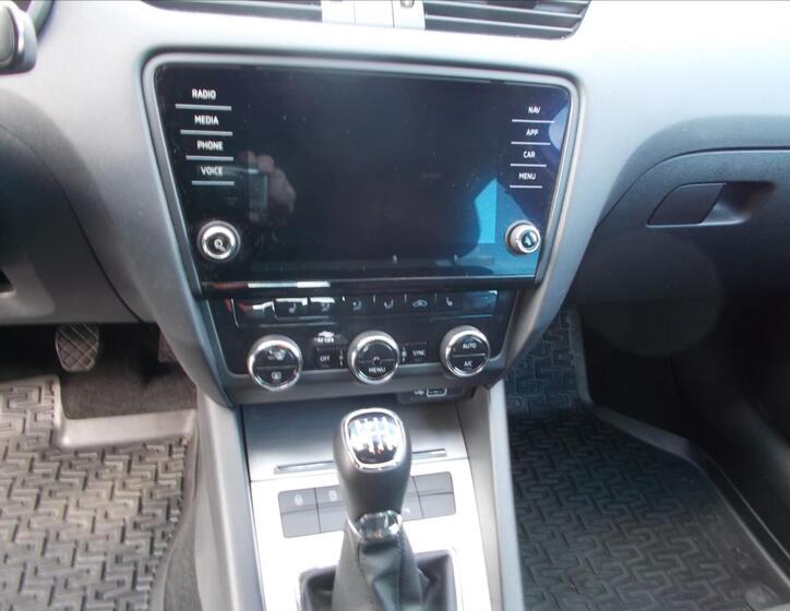 Škoda Octavia 22