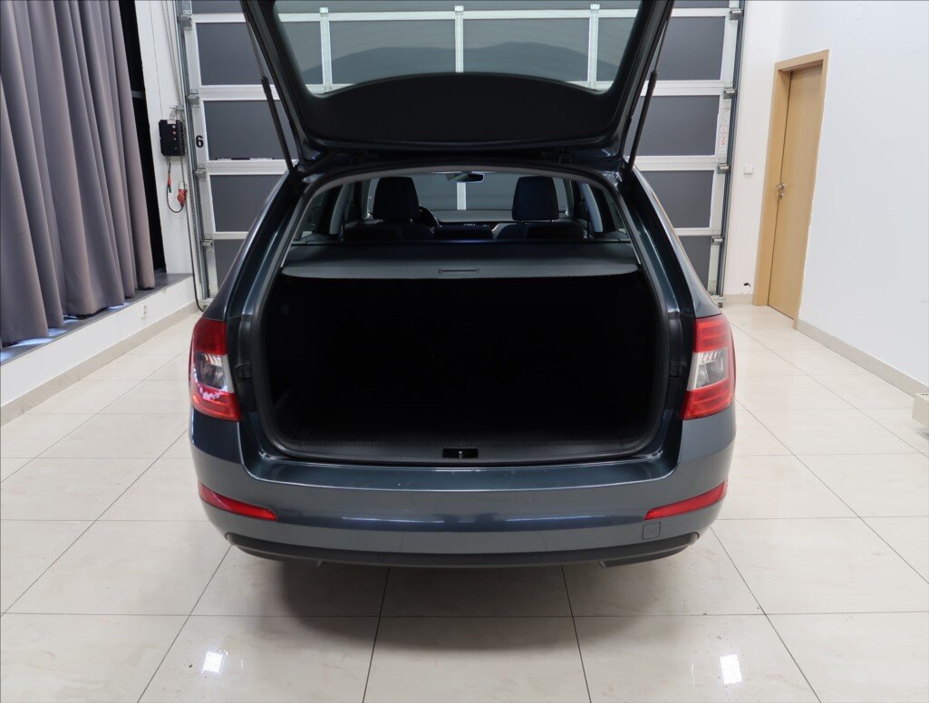 Škoda Octavia Kombi 2,0 l 110 kw