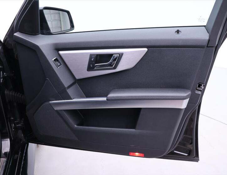 Mercedes-Benz GLK 13